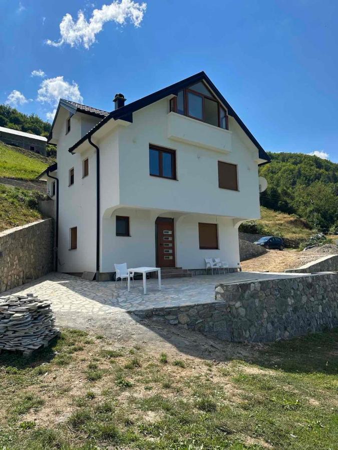 Kiko Villa Plav